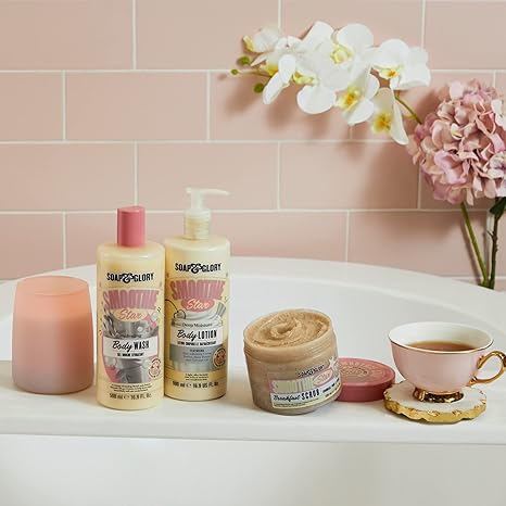 Weiand dual-plane intake on engine